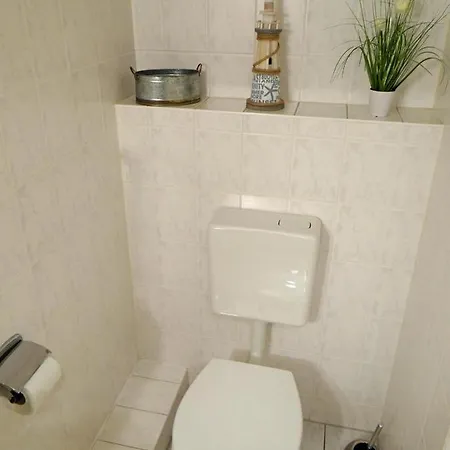 Апартаменты Strandstr_51 Nr_10 Цингст